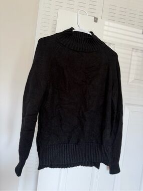 Women’s Mock Neck Sweater in Black
